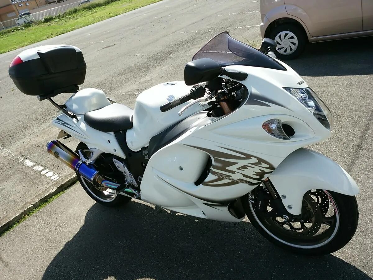 Honda st1300 двигатель. Yamaha fjr 1300 2014. St1300 белый. Honda мотоциклы модельный ряд. 1300 бел.