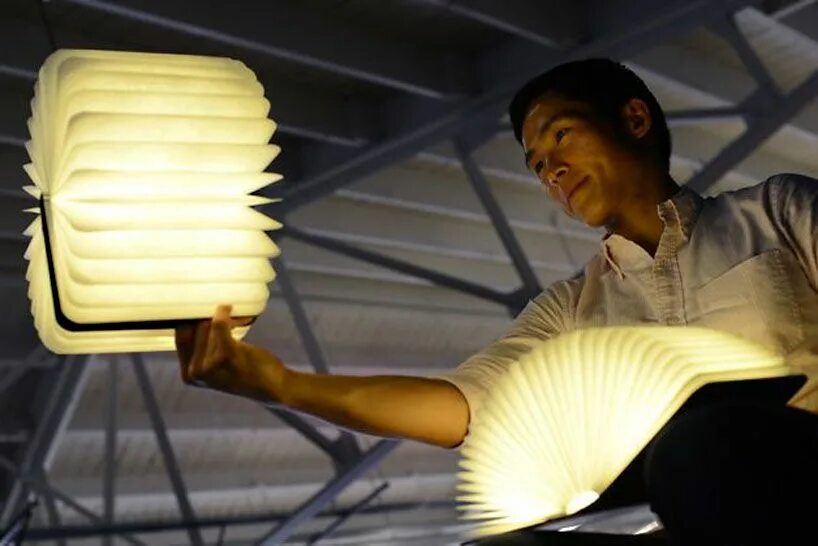 The lamp is the book. Lumio led book lamp. светильник книжка. торшер из книг. лампа дерматологическая lumio.