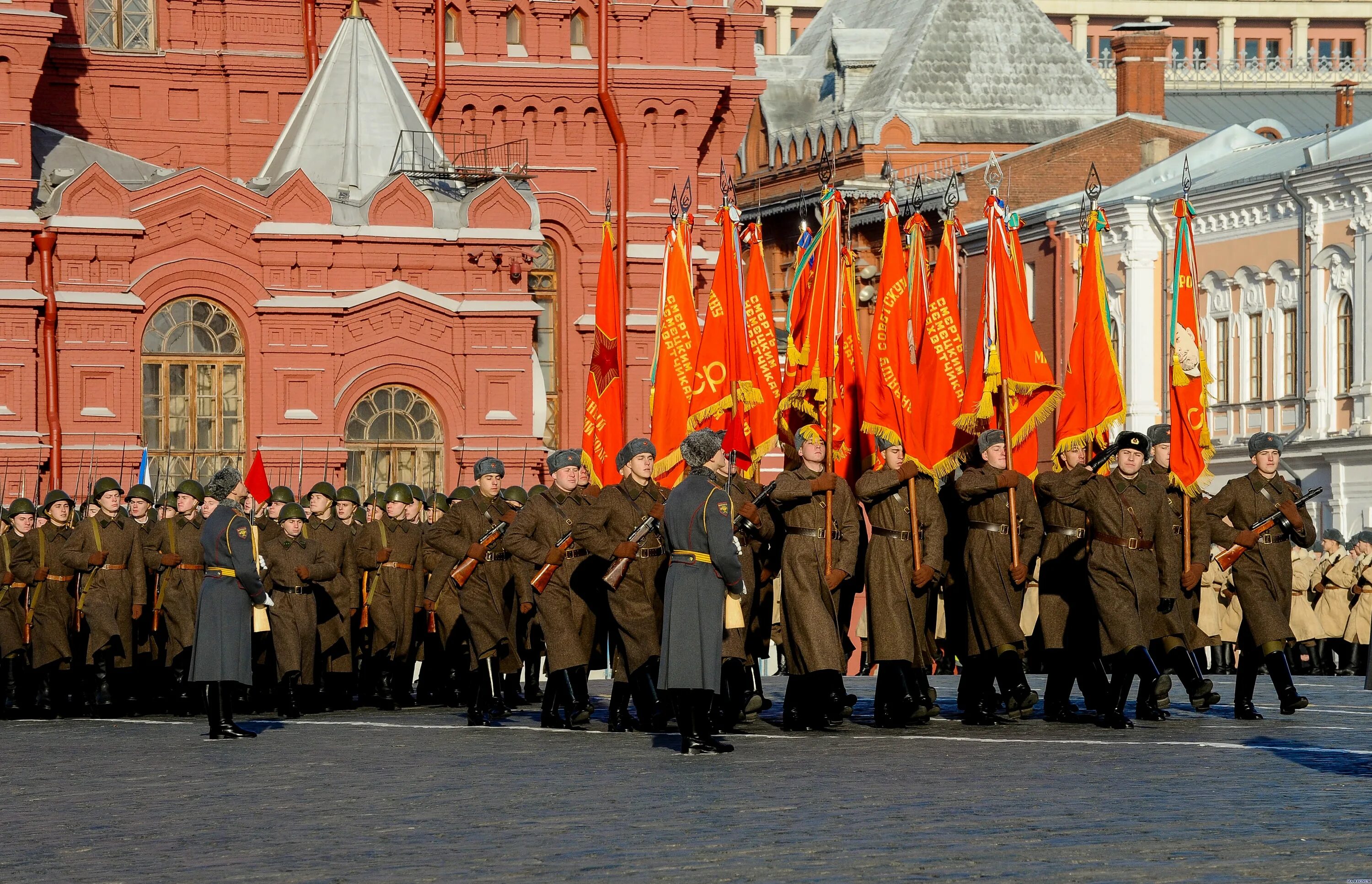 Парад Победы 7 ноября 1941. Парад 1941 года на красной площади. Парад на красной площади 7 ноября 1941 года. Торжественный марш посвященный параду 7 ноября 1941 года. Военный парад 1941 г