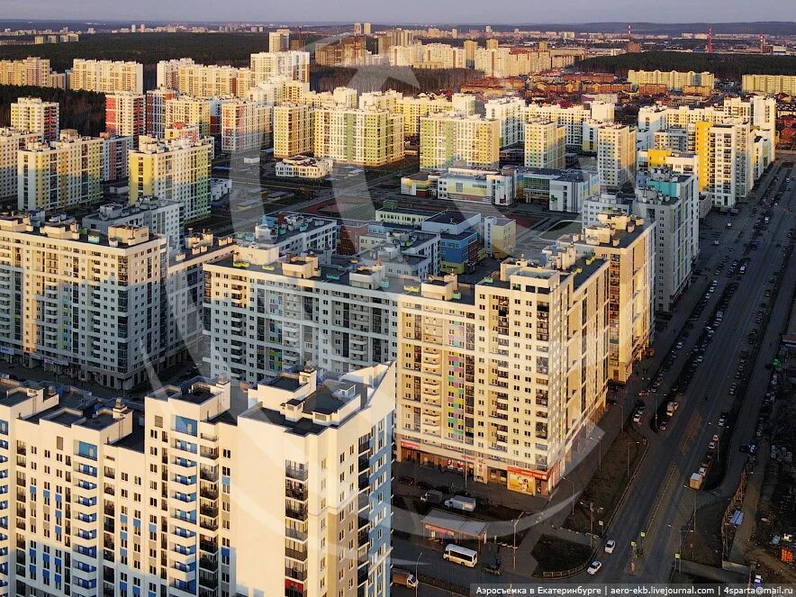 В сквере на Новочеремушкинской высадили цветы