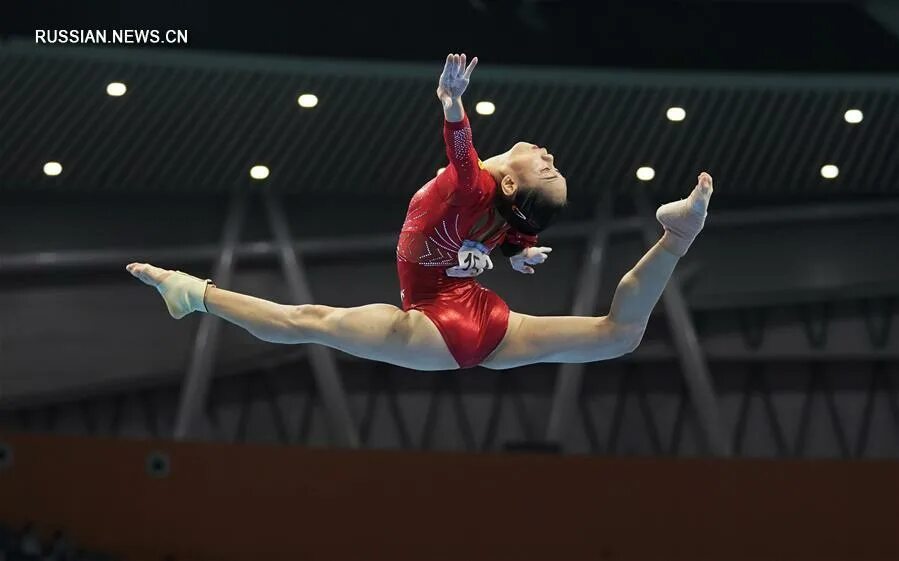 Спортивная гимнастика бревно. Gymnastics 2020. Самые современные снаряды по спортивной гимнастике 2020. Гимнаст сеул