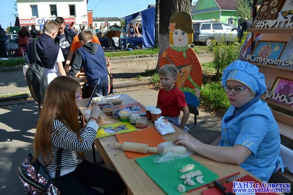 Крестовско ивановская ярмарка 2020. Крестовско-ивановская ярмарка 2022. Ивановская ярмарка. Ивановская ярмарка. Жители зауралья.