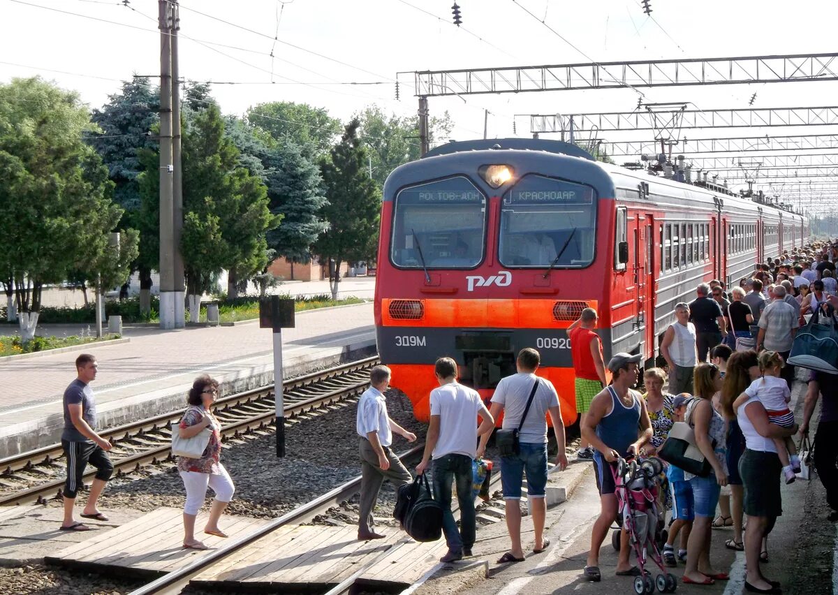 Ст тимашевск. Станица Староминская. Станция Староминская Тимашевская. Станица Староминская Краснодарский край ЖД станция. Электричка Краснодар Староминская.