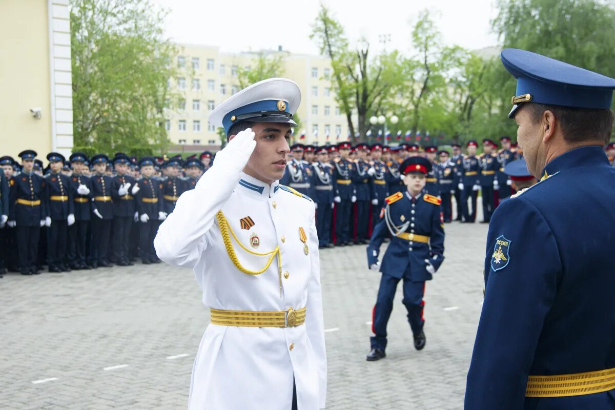 Президентский кадетский корпус Ставрополь. Президентское военное училище Ставрополь. Ставропольское ПКУ. Ставропольское президентское кадетское училище парад. Сайт спку ставрополь