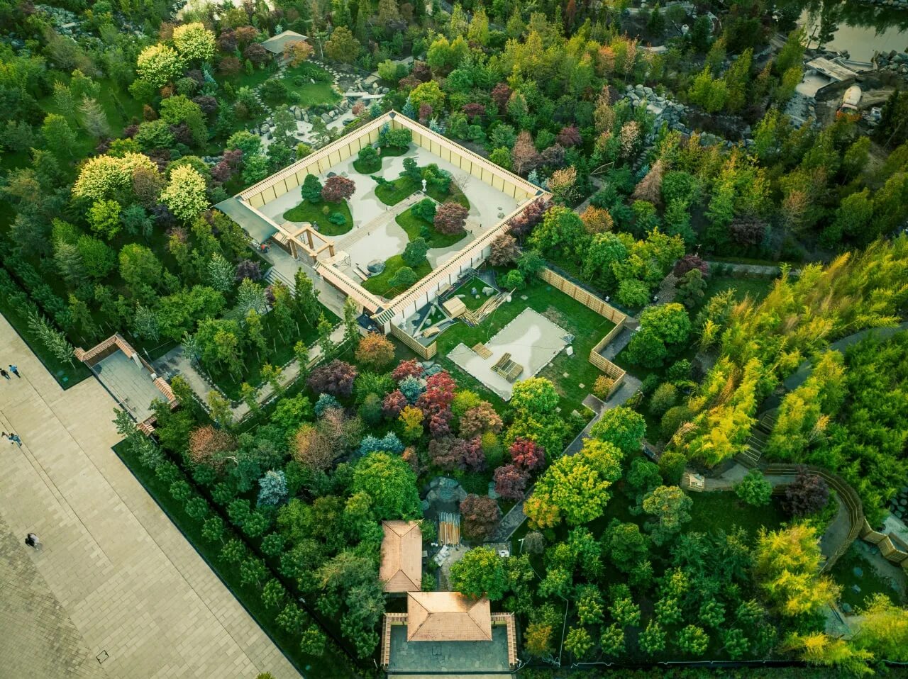 Где сады в краснодаре. Парк Галицкого в Краснодаре японский сад. Японский парк Голицына в Краснодаре. Японский сад парк Голицыно в Краснодаре. Японский сад в парке Галицкого в Краснодаре.