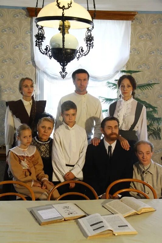 Жизнь семьи ульяновых. Семья ульянова. семья ленина. семья ульянова ленина. фото семьи ульяновых ленина.