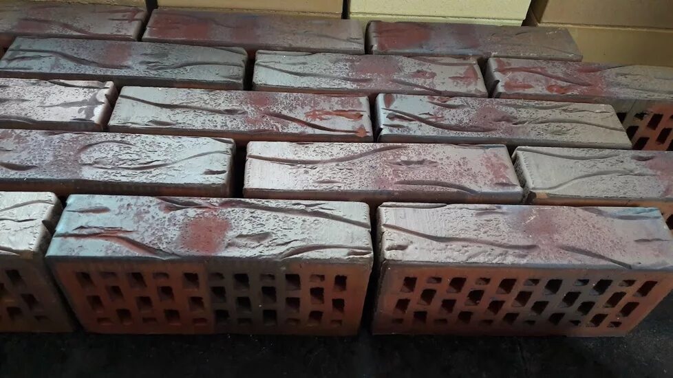 Манчестер кроста кирпич. Кирпич славянск. Прованс бунт руст славянский кирпич. Кирпич облицовочный купить. Кирпич славянск.