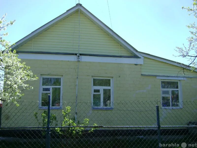 Дом в дмитровске орловском. Кром дом. Дома в Орловской области. Кромы. Авито Дмитровск Орловской области.