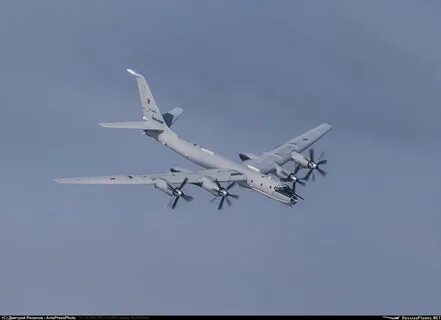 Бомбардировщика ту 142