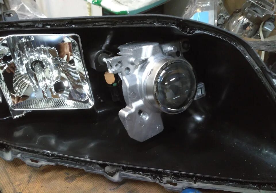 Линзы фар рав 4. Линзы фар рав 4. Тойота рав 4 замена линз. Линзы фар рав 4. Линза фар тойота рав 4.