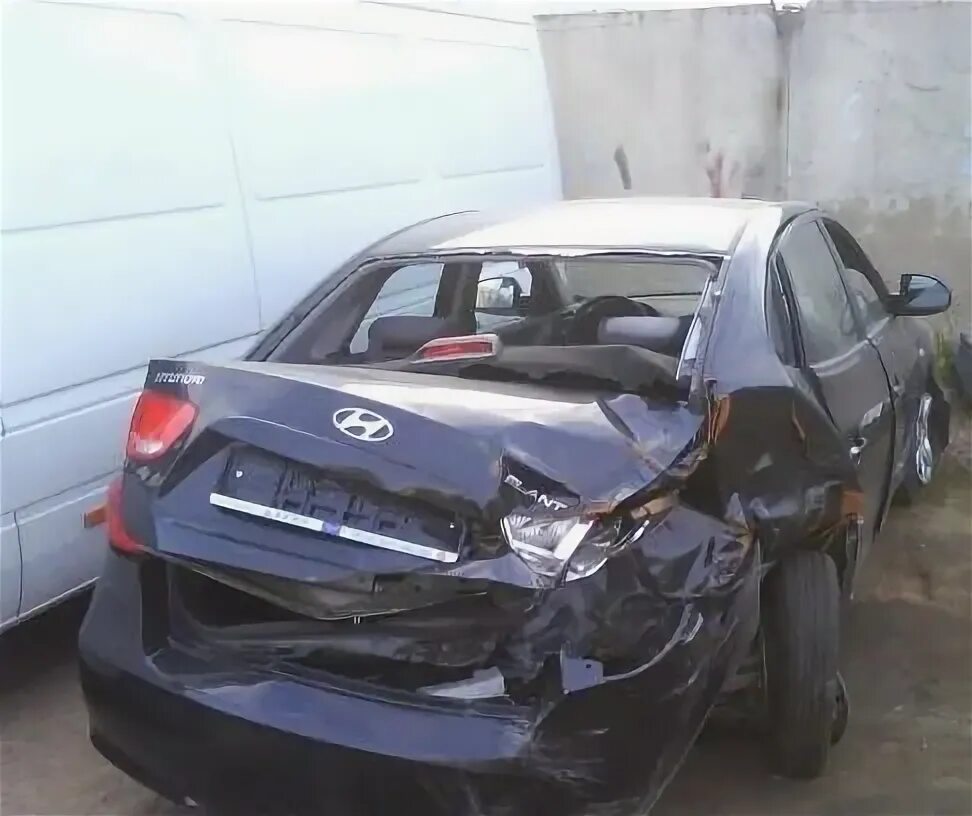 Битые хендай элантра. Битая хендай элантра 4. hyundai elantra разбитая. hyundai elantra битый. разбитая элантра хендай элантра.