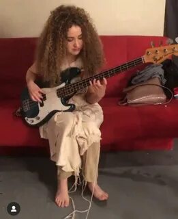 Tal Wilkenfeld Feet 7 photos feet wiki.