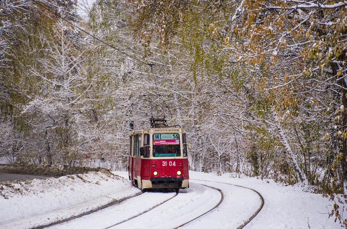 Где сейчас трамвай новосибирск. Трамвай новосибирск 2161. трамвай новосибирск 3041. трамвай сосновый бор новосибирск. трамвай новосибирск 2054.