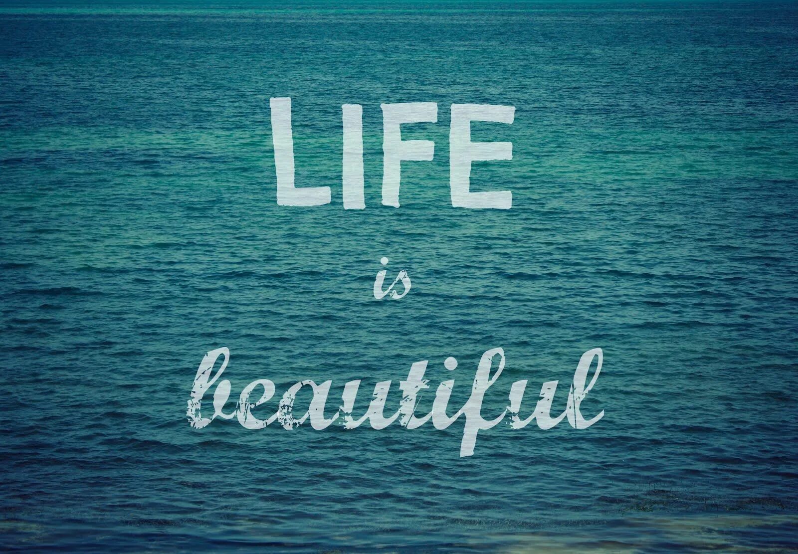 Life is beauty. Beautiful Life картинки. Life is beautiful. Life is beautiful обои. Life is beautiful надпись.