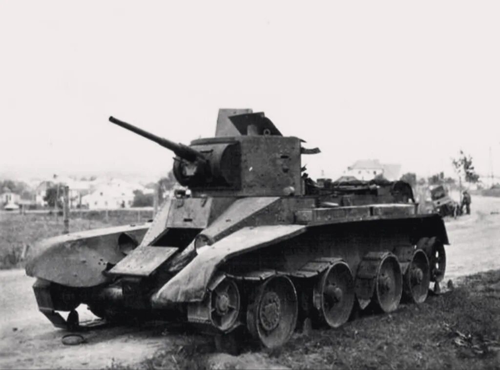 Легкие танки бт. Бт7 легкий танк. Бт-7 танк. Бт-1 танк. Бт-7 танк.