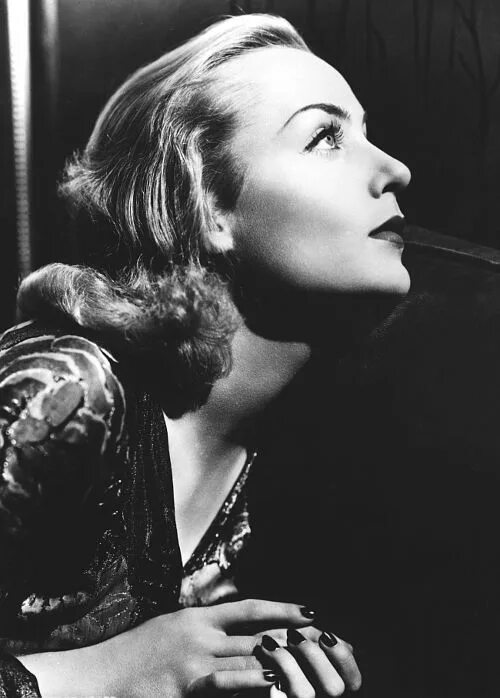 Дарси из тора актриса. Питер блайт актер. Элис питерс. Актриса кэрол ломбард фото. Carole lombard.