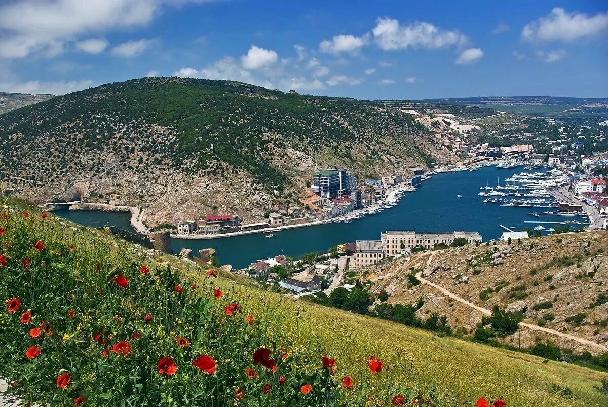 День крыма фото. Балаклава Крым. Севастополь бухта Балаклава. Балаклавская бухта Крым. Балаклава Ялта.