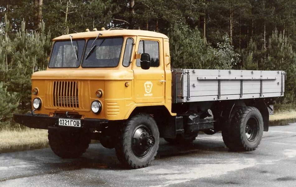 Грузовик ГАЗ 66. ГАЗ-66 грузовой. ГАЗ 66 Гражданский. ГАЗ 66 В СССР.