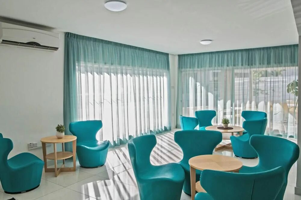 Maria hotel. Maria Apt 4*. Flora-Maria Annex 3*. Отели Кипра интерьеры гостиниц.