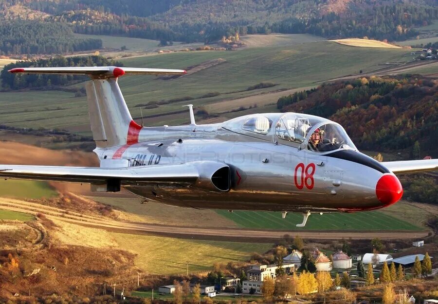 Aero l-29 Delfin. Л-29 Дельфин. Самолет Аэро л-29 Дельфин. Самолет л29(l29 Delfin) с СЛГ.