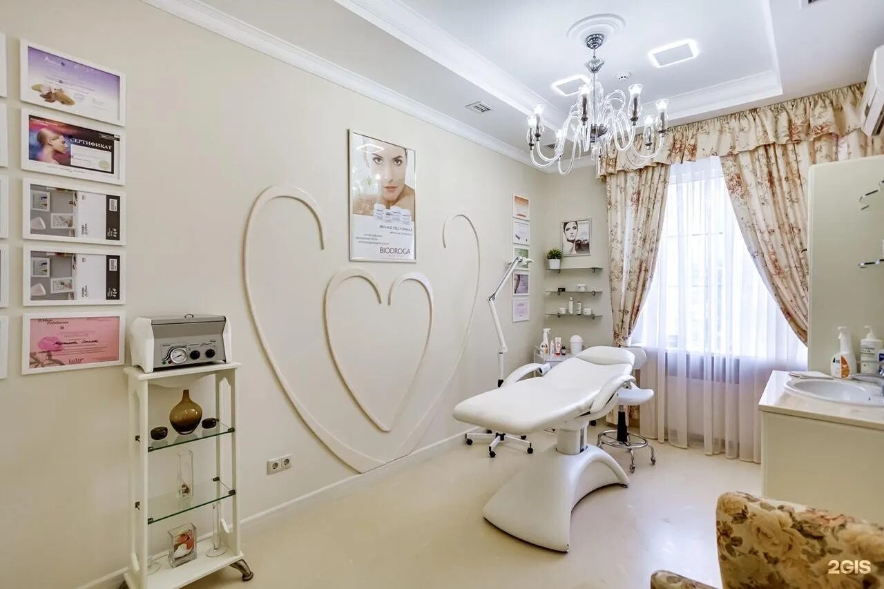 Салоны красоты на вересаева ростов на дону. Центр красоты ростов на дону. Центр красоты. Салон дольче вита ростов. Ростов на дону 3 линия салон красоты.