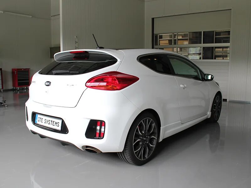 Киа хэтчбек тюнинг. Kia Ceed gt 2008. Kia Pro Ceed gt. Kia Ceed 3dr. Kia Pro Ceed 2022.