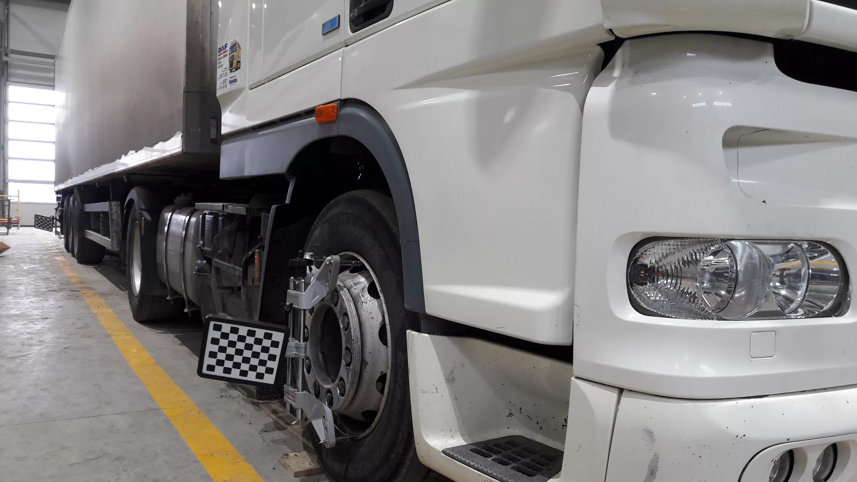 Josam alignment стенд. развал схождение josam. Josam сход развал. соосность осей полуприцепа. стенд сход развал грузовой.