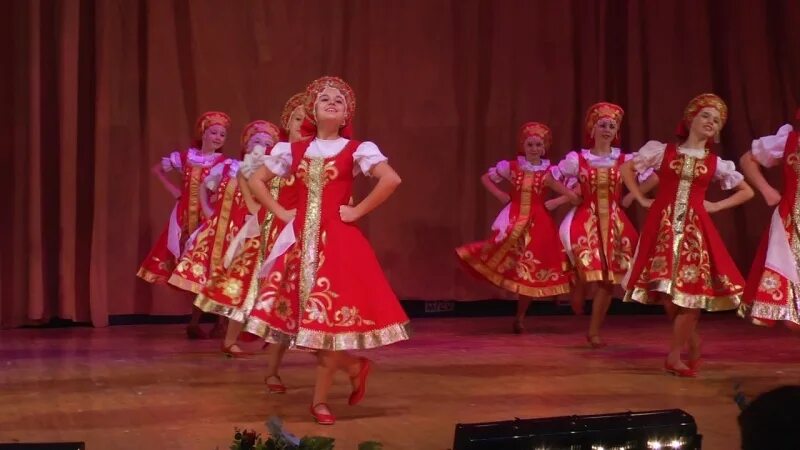Танец калинка малинка. Костюм калинка малинка. Костюмы для танца калинка малинка. Костюм калинка малинка. Костюм для калинки малинки детский.
