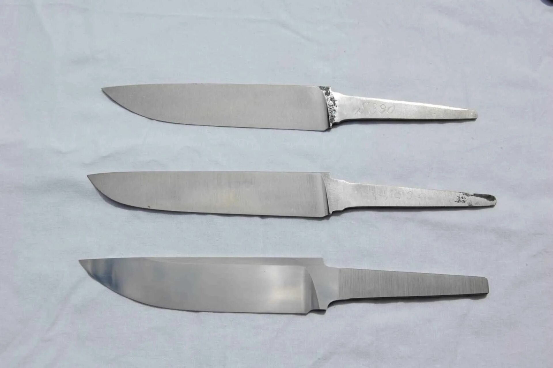 Нож сталь s390. K390 сталь. Ножи s390 Bohler. Клинок заготовка для ножа s390.
