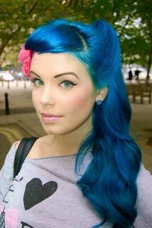 Eye color blue hair color