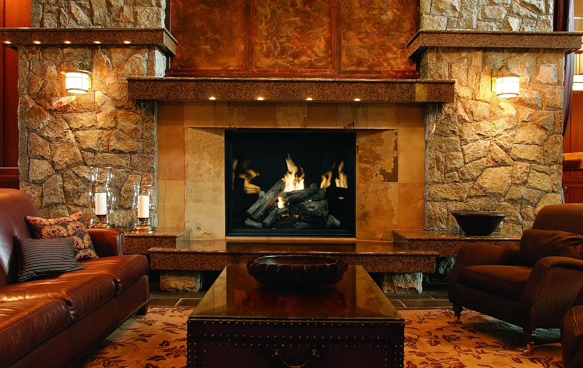 нужен ли камин дома. настоящий камин в частном доме. гостиная с камином. камин в частном доме. камины для загородного дома.