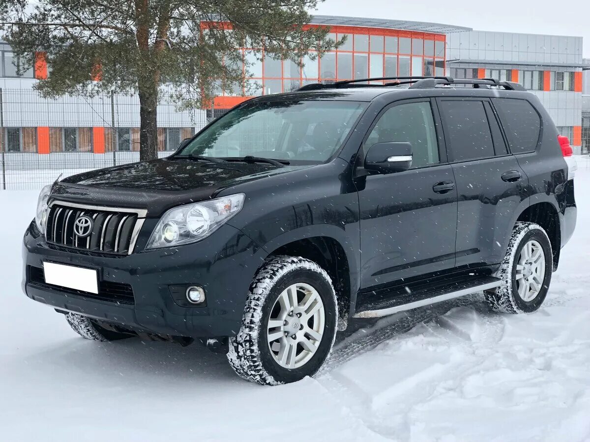 Toyota land cruiser prado 150 2010. Тойота ленд крузер 150 белый. Njqjnf ghflf 2010. Тойота ленд крузер прадо 2010 года. Land cruiser prado 2010.