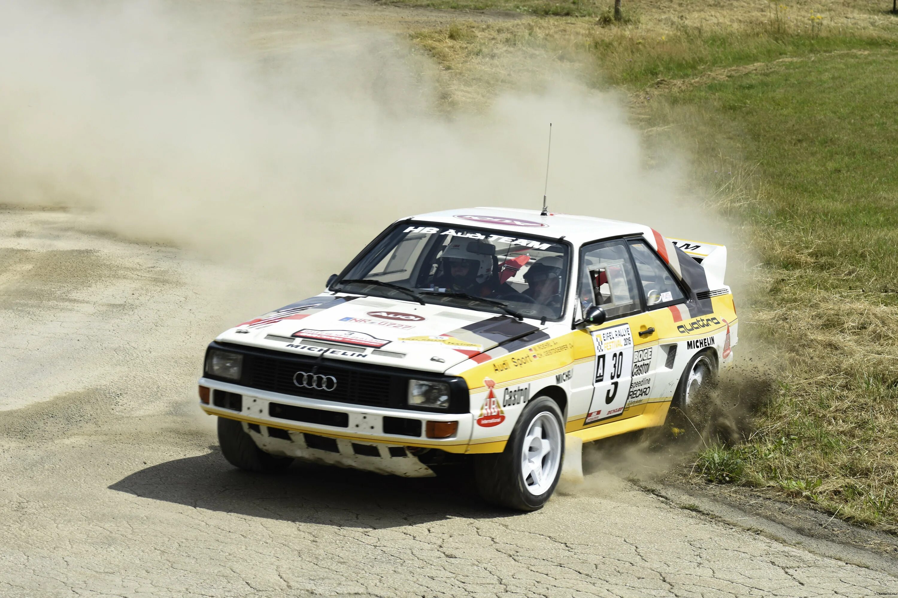 Ралли б. Audi quattro Sport s1. Ауди кватро ралли. Audi quattro s1 Group b. Audi Sport quattro s1 e2.