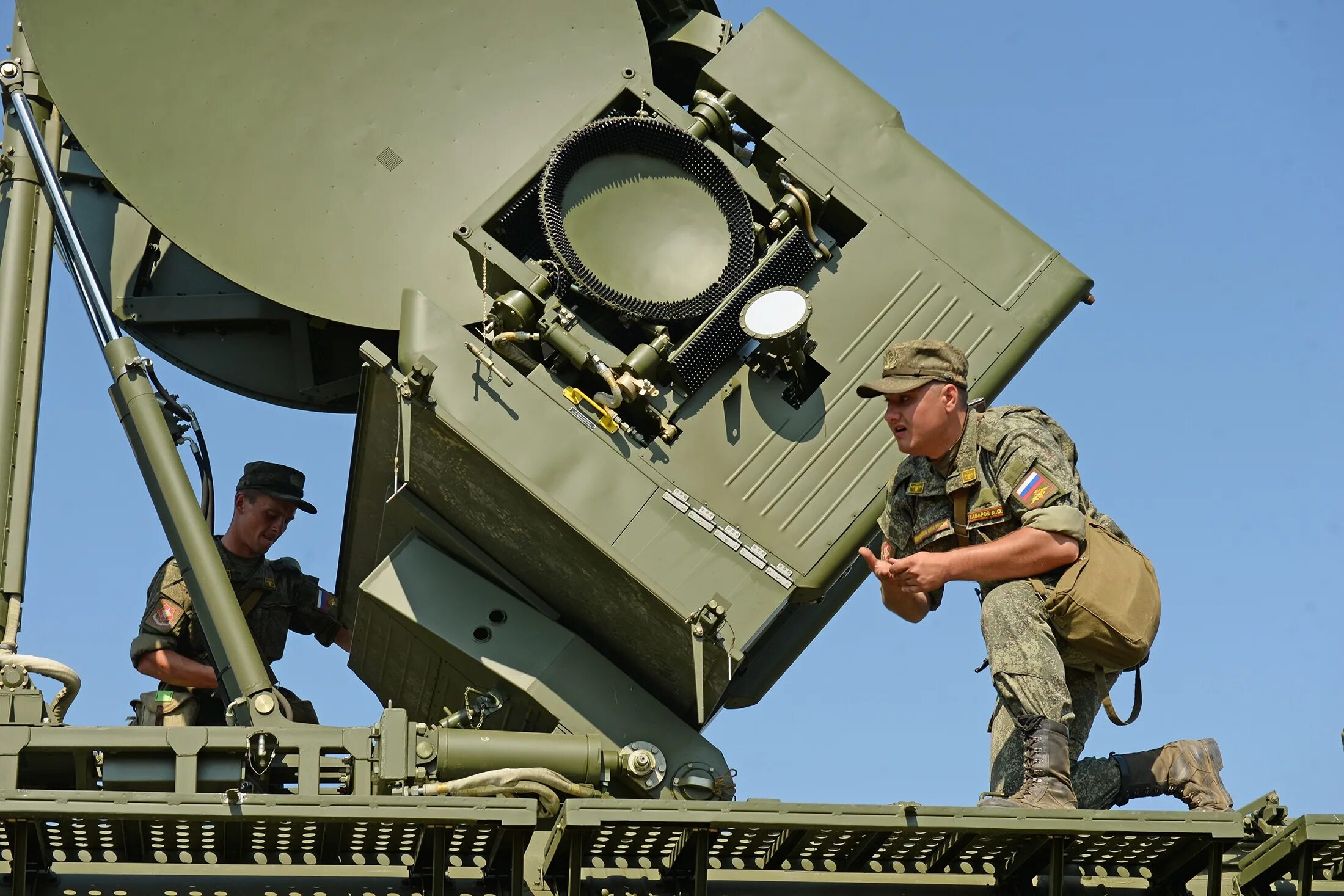 Рэб стоит. Красуха комплекс рэб. 1рл257 «красуха-4». комплекс рэб красуха-4. рэб войска красуха.