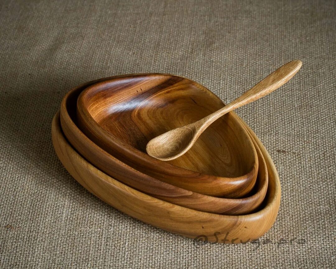 Деревянная посуда. Деревянная тарелка. Необычная деревянная посуда. Деревянная тарелка глубокая.