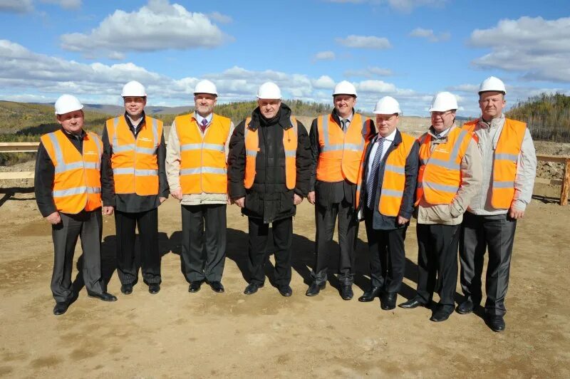 Павлик золоторудная компания магадан. Золото отзывы работников. Золото отзывы работников. Мангазея наседкино. Забайкальский край рудник дельмачик.