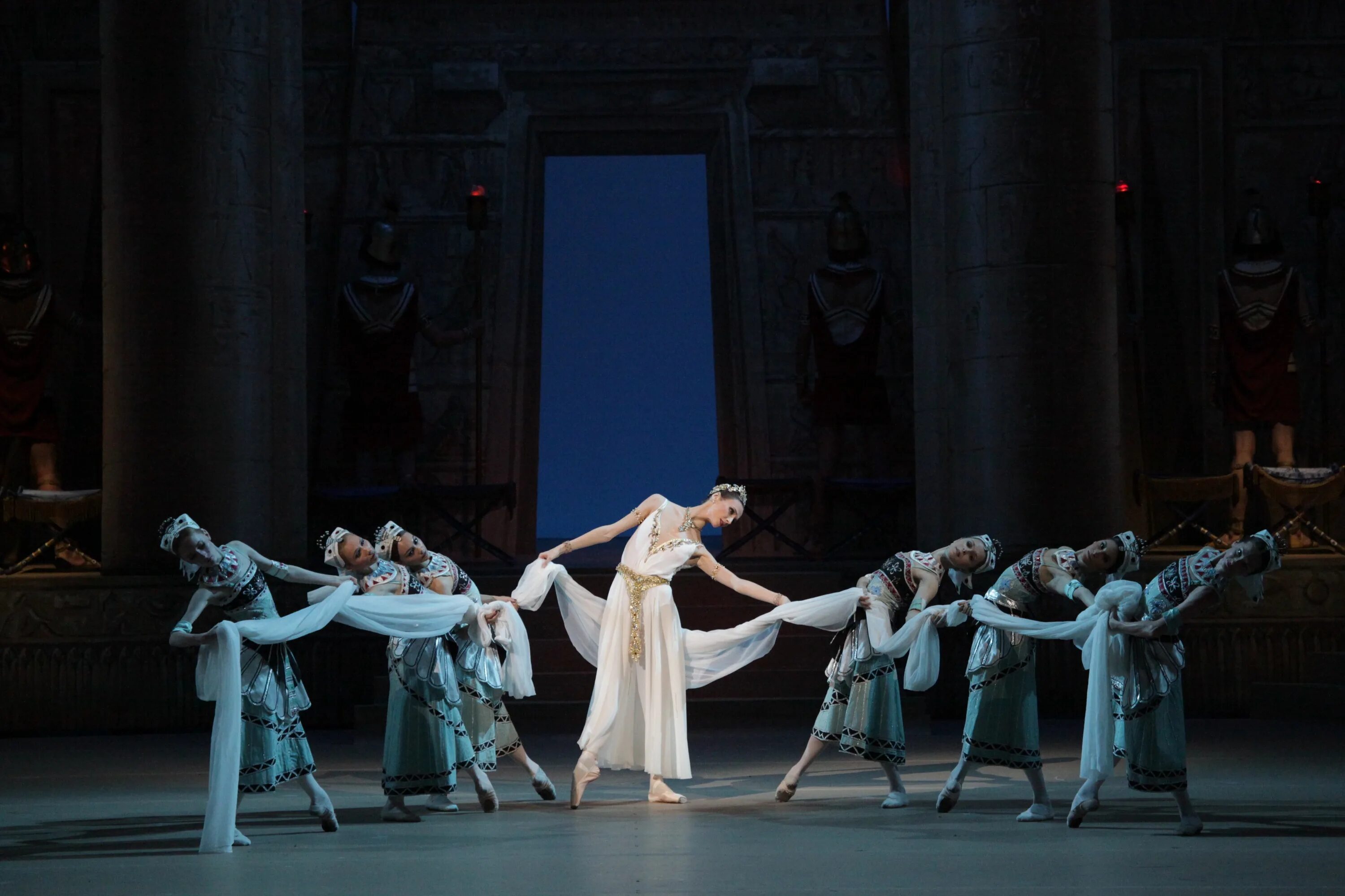 Дочь балет. Дочь фараона балет большого театра. Балет дочь фараона петипа. Балет дочь фараона 1862. Балет дочь фараона петипа.