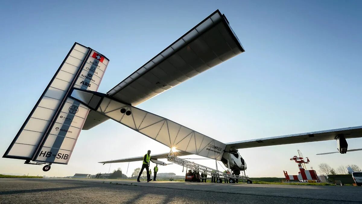 «Солнечный» самолет Solar Impulse. Самолет Solar Impulse 2. HB-sib (Solar Impulse 2). Самолет на солнечной энергии Solar Impulse. Импульс 2 этап