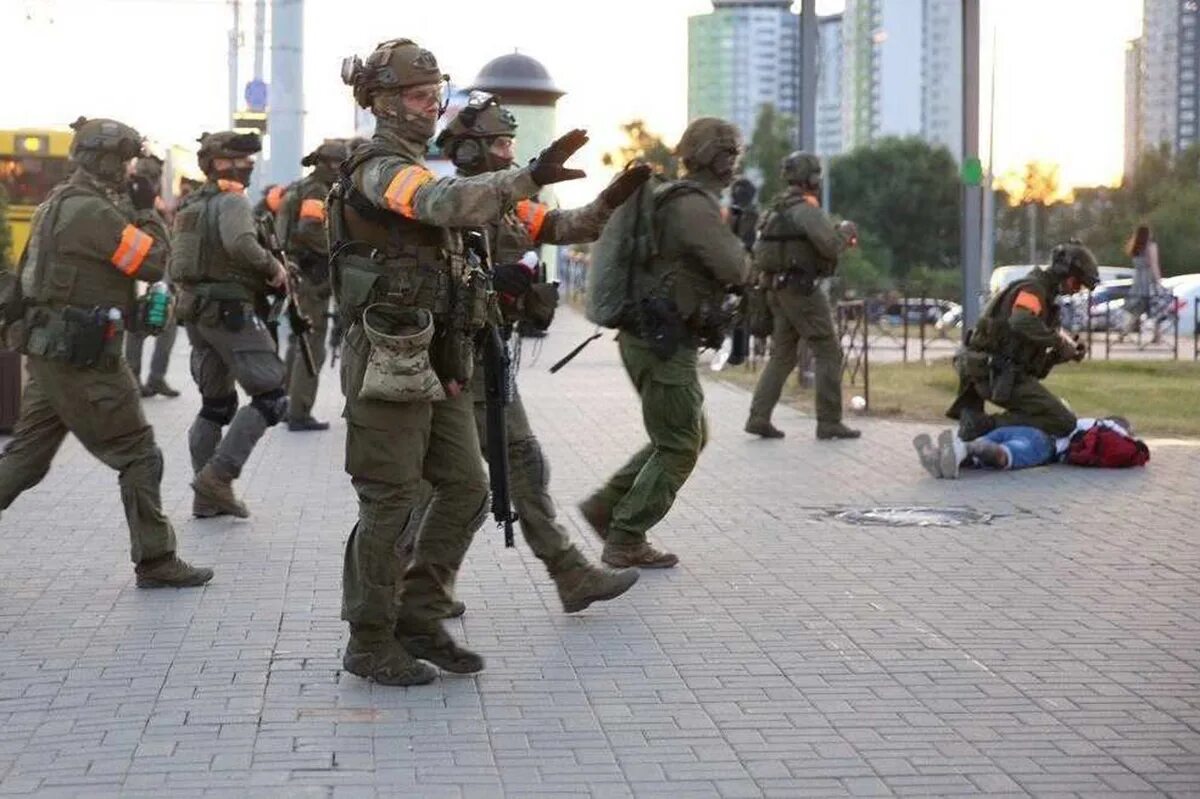 Солдаты рф на украине. Силовые структуры призовут. Силовые структуры призовут. Силовые структуры. Белорусский омоновец.