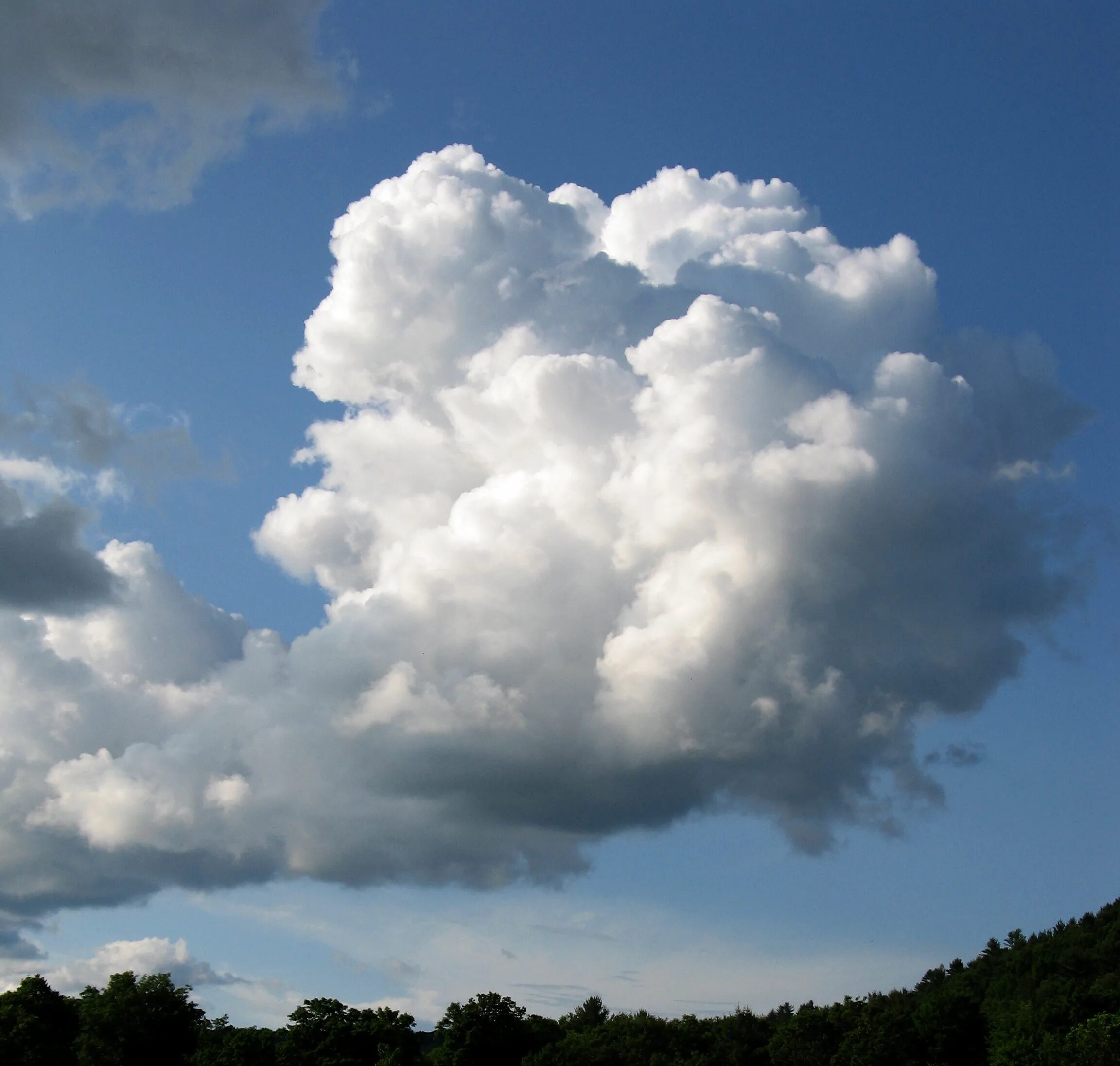 Big clouds. Кучевые облака. Облака фото красивые. Красивые Кучевые облака. Пушистые облака.