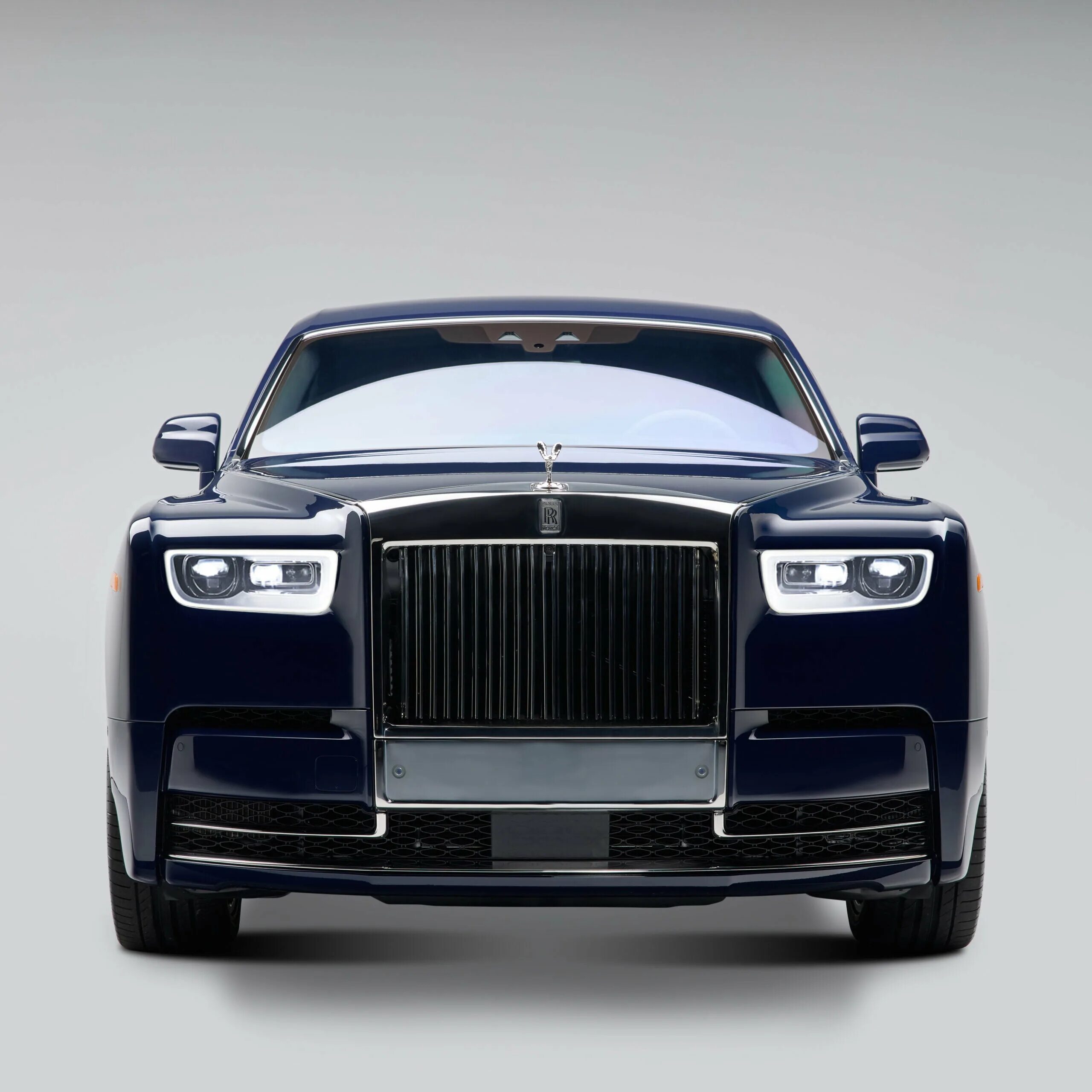 Роллс ройс ремикс. Rolls Royce Phantom 2021. Роллс Ройс Фантом 2021 года. Rolls-Royce Phantom (VII). RR Phantom 2021.