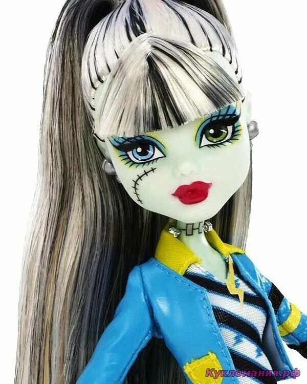 Новая фрэнки. Кукла Monster High она Живая! Фрэнки Штейн, 27 см, y0424. Кукла Фрэнки Штейн новый Скарместр. Фрэнки Штейн кукла с хвостом. Фрэнки Штейн выпуск 2008.