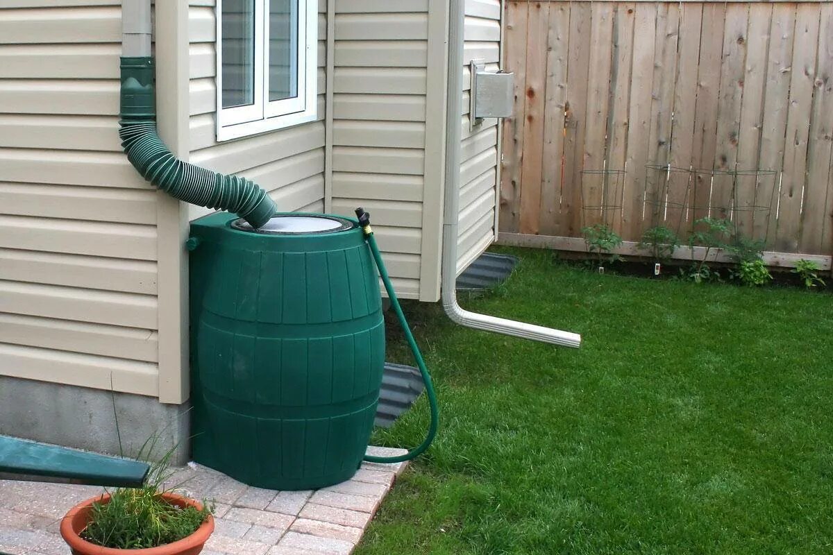 Скважина питьевой воды. Питьевая вода на даче. Водопровод для полива на даче. Питьевая вода на даче. Gardena 6000\5 inox automatic.