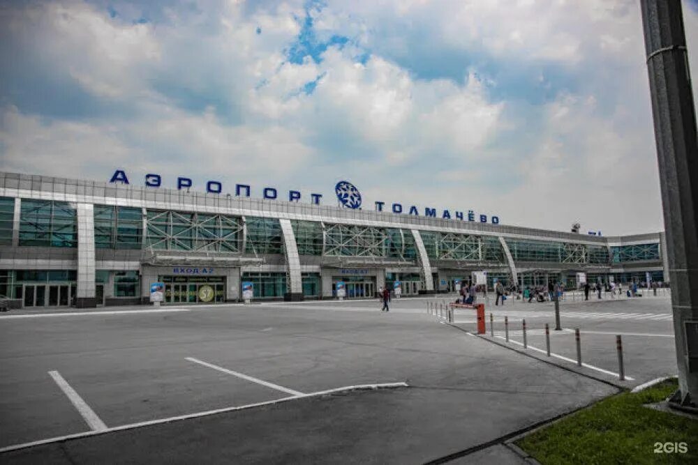 И. Аэропорт толмачево новосибирск. Город новосибирск аэропорт. Вязники толмачево. Толмачёво аэропорт s7 зима.