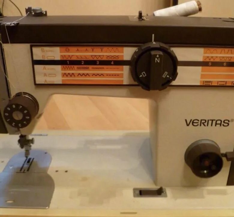 Веритас швейная машина 8014/43. Швейная машинка veritas 8014/43. Швейная машинка Веритас veritas. Веритас 80 швейная машинка.