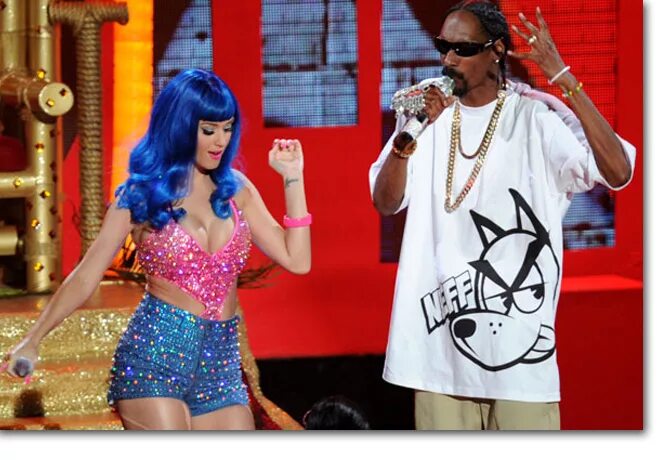 Кэти перри калифорния герлз. Katy perry snoop dogg california gurls. Snoop dogg. Katy perry feat. Katy perry snoop dogg california gurls.