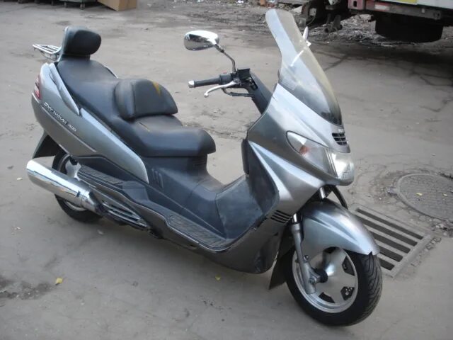 Скутер из японии б у. Сузуки Скайвэй 400. Suzuki Skywave 400 ck42. Skywave 400〈ck42〉 Limited. Сузуки Скайвэй 400 габариты.