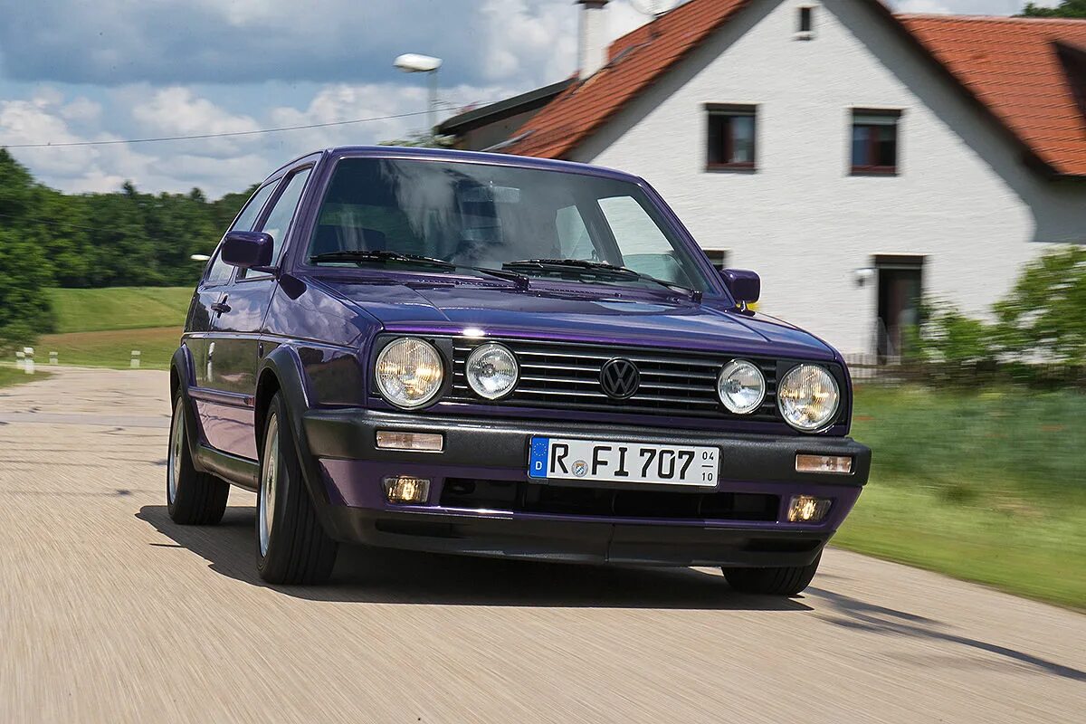 Гольф 2 масла. Vw golf 2 fire and ice. golf 2 manhattan. фары на volkswagen golf 2. гольф 2го поколения.