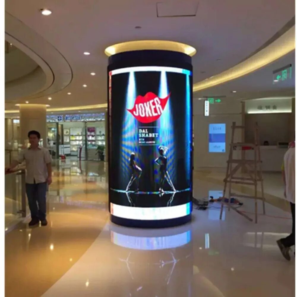 Indoor Full Color led Electronic display Screen /. Рекламный дисплей. Цилиндрический светодиодный экран. Цилиндрический светодиодный экран на колонне.