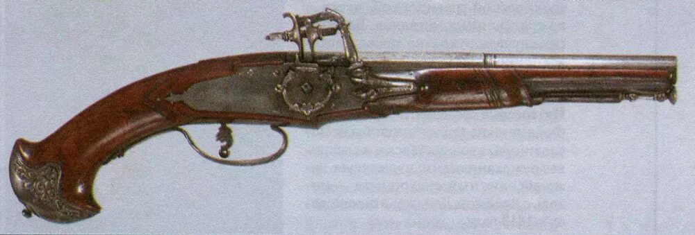 пищаль 17 века. пистоль 16 век. огнестрельное оружие 16 века на руси. пищаль 17 века. стрелецкий мушкет 17 века.